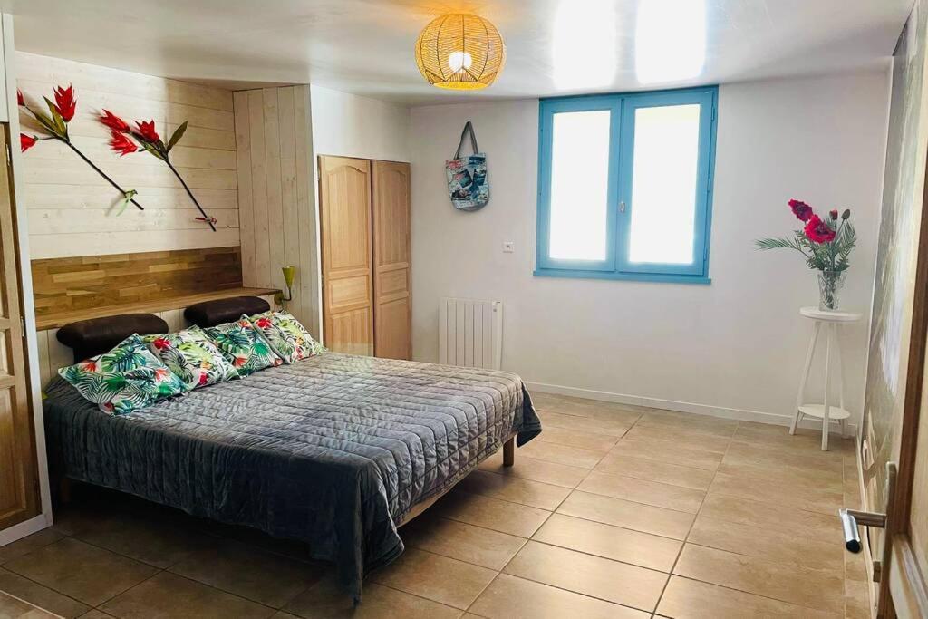Charmante Maison Avec Jacuzzi Montazels Exteriér fotografie